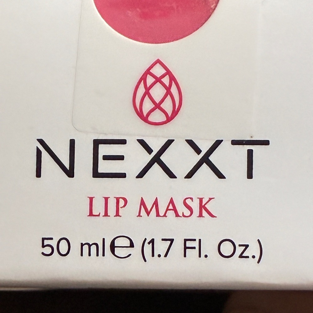 SALE! NEW Nexx Lip Mask makes your lips so soft